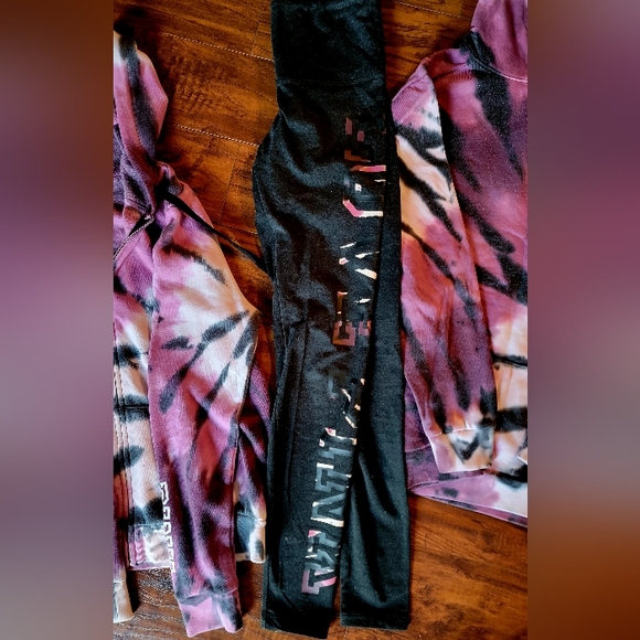 SOLD - Picture 2 of 6